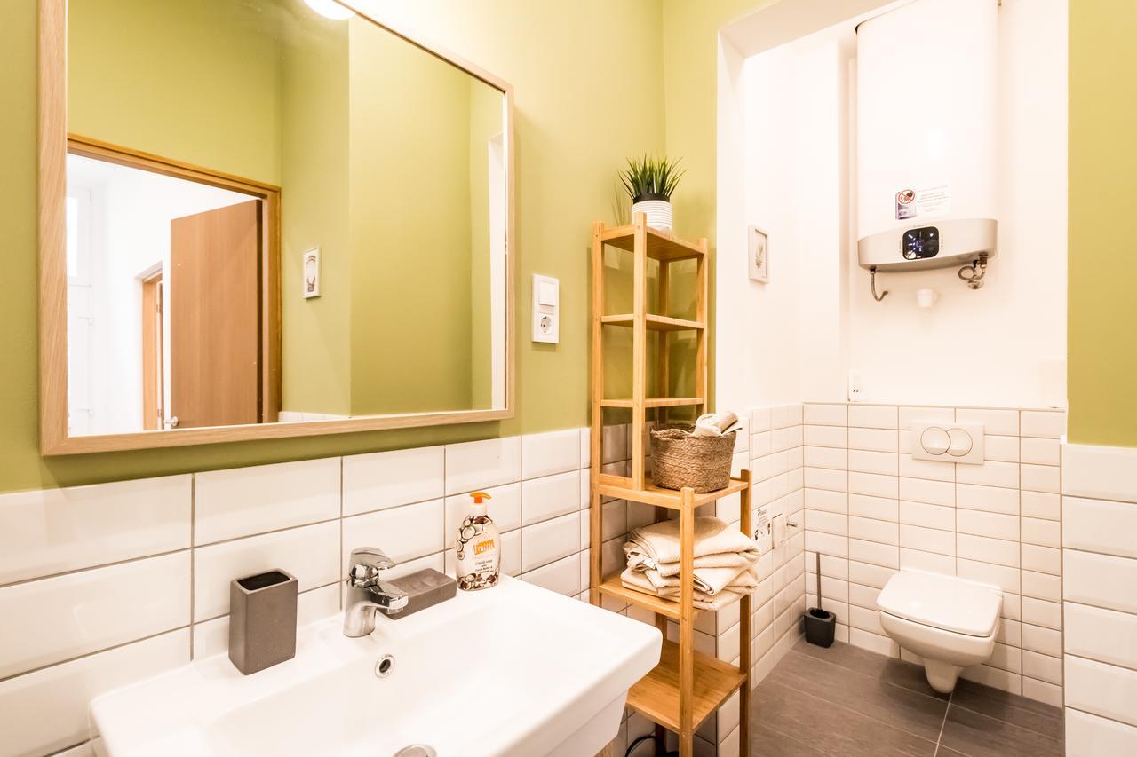 Bpr Paulay Cozy Apartment บูดาเปสต์ ภายนอก รูปภาพ