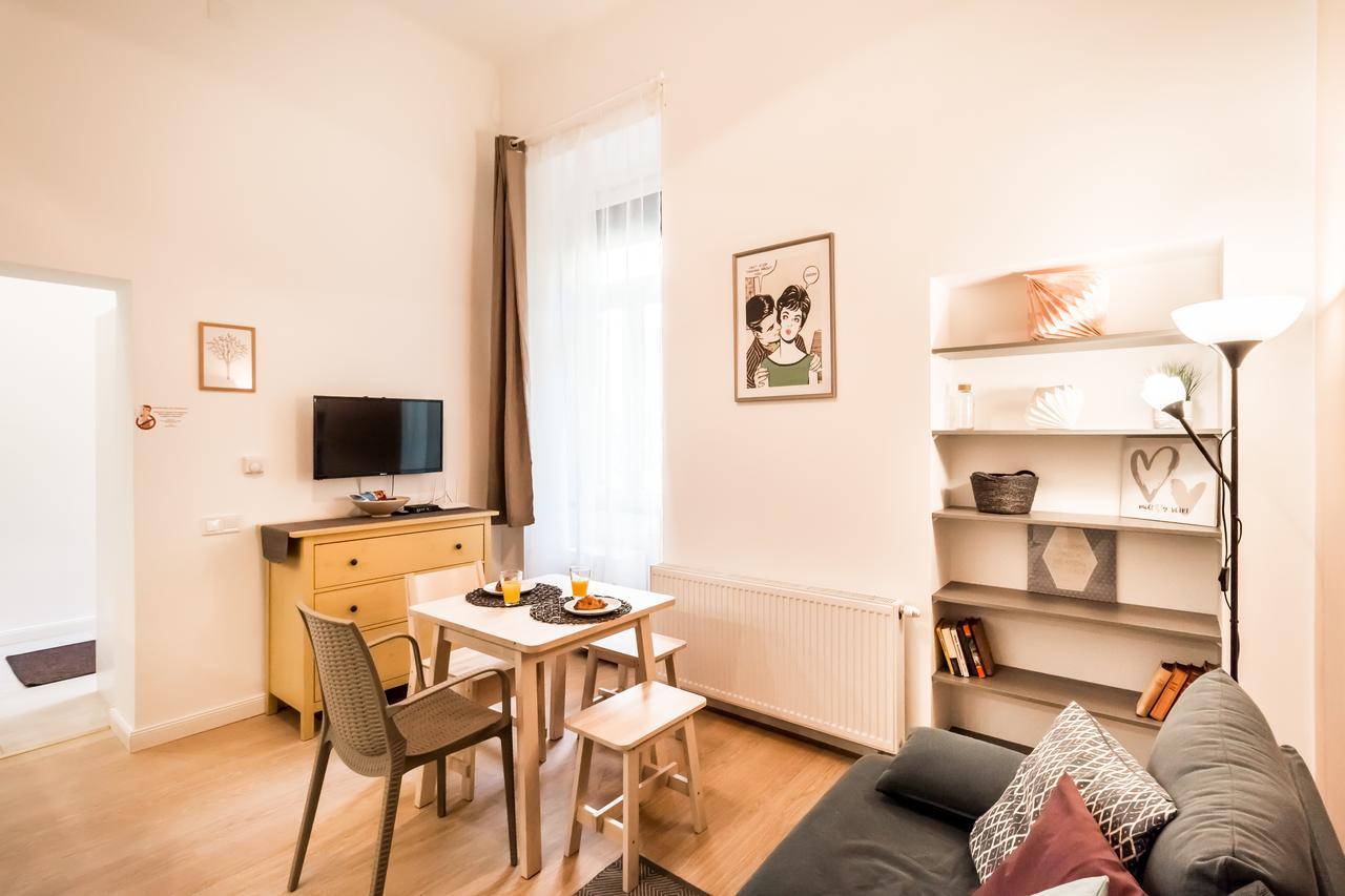 Bpr Paulay Cozy Apartment บูดาเปสต์ ภายนอก รูปภาพ