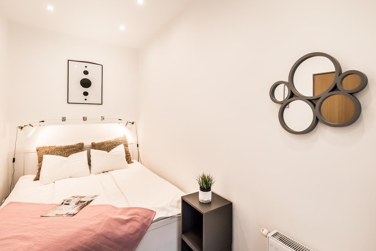 Bpr Paulay Cozy Apartment บูดาเปสต์ ภายนอก รูปภาพ